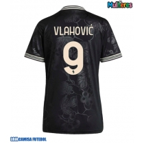 Camisa de Futebol Juventus Dusan Vlahovic #9 Equipamento Alternativo Mulheres 2025-26 Manga Curta